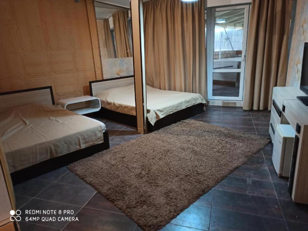 Apartments Devora 1 & Bar & Restaurant Varna Exterior photo