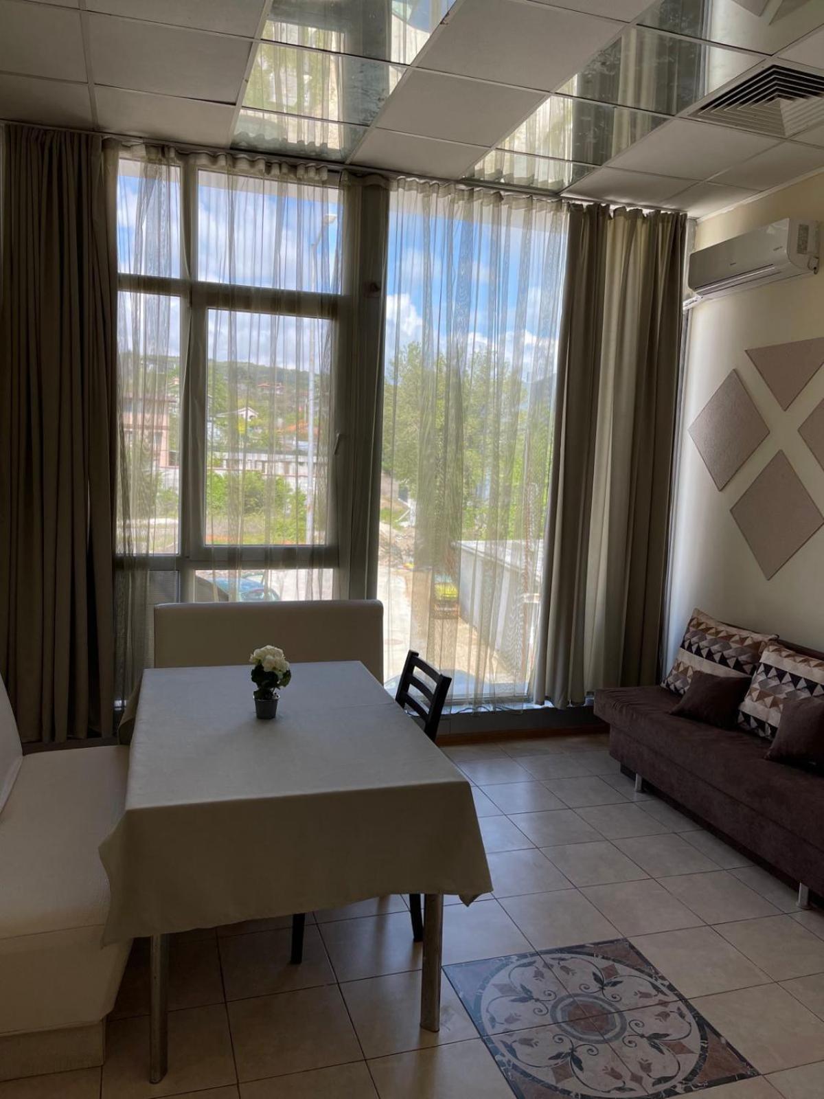 Apartments Devora 1 & Bar & Restaurant Varna Exterior photo